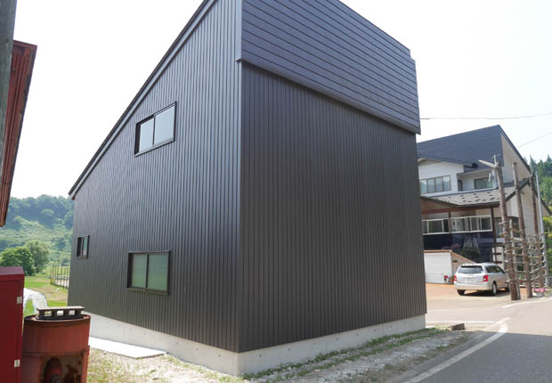 急こう配の屋根